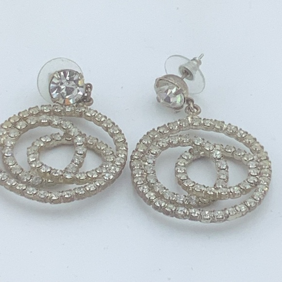Bundle of Nine Pierced Earring Sets - Picture 9 of 10